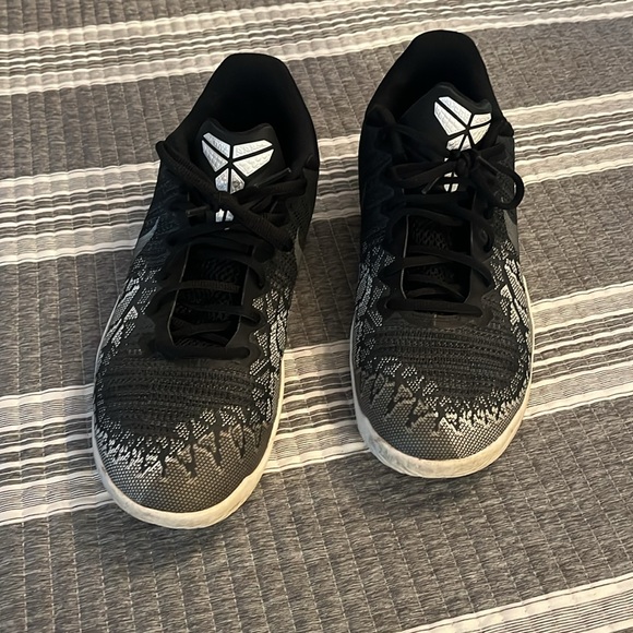 Nike Kobe Mamba’s men’s 10 - Picture 2 of 6
